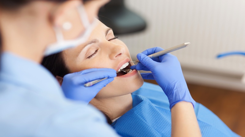 Installing Dental Crowns in Palm Beach Gardens, FL – What You Need to Know